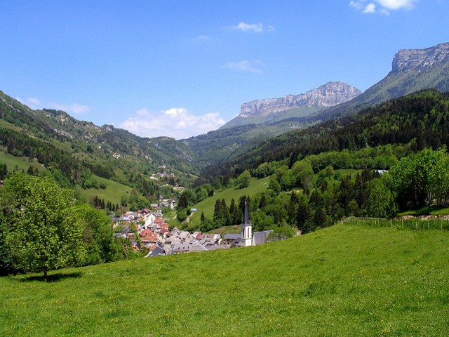 Visite du village avec Perrine_Saint-Pierre-d'Entremont