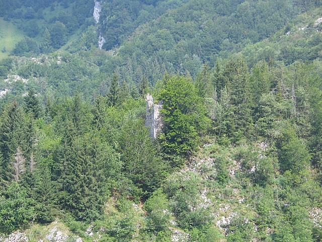 Le château d'Entremont - Entremont le Vieux