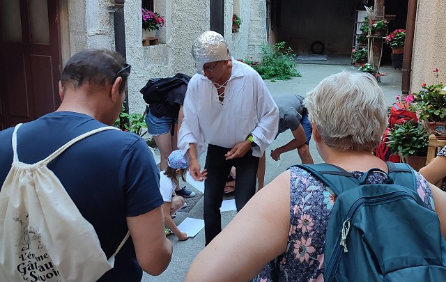 Visite guidée de Yenne théatralisée... avec Christian été 2023 Yenne