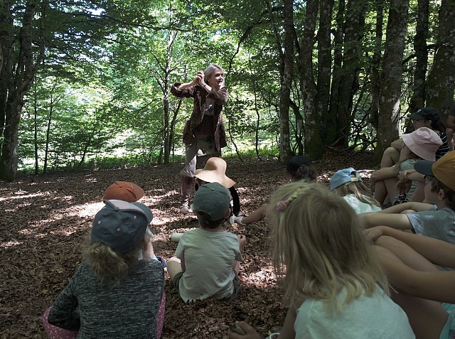 Arbres en Palabre, une balade contée entre les arbres I Rendez-vous Nature en Savoie_Saint-Jean-d'Arvey