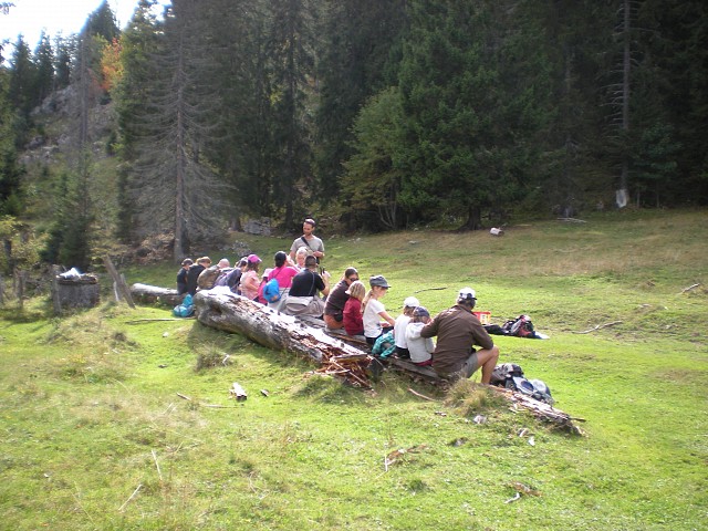 Les sens en éveil dans les pelouses sèches I Rendez-vous Nature en Savoie_Saint-Jean-d'Arvey