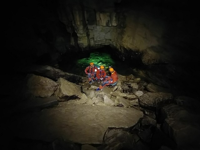 Spéléologie dans la grotte du Curé avec Cordi'ca_Saint-Pierre-d'Entremont