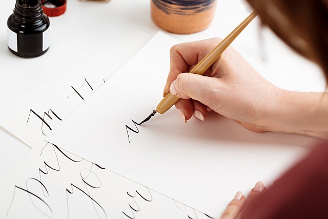Calligraphie latine_Voiron