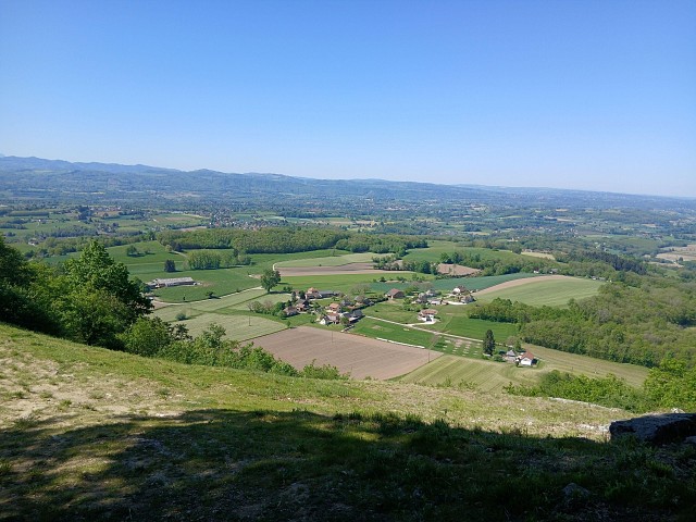 Vue depuis le décollage en parapentes