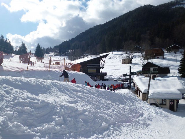 File de skieurs - côté Planolet