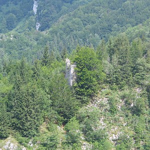 Le château d'Entremont - Entremont le Vieux Le château d'Entremont - Entremont le Vieux
