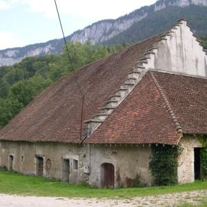 Grange-étable à Aiguenoire Grange-étable à Aiguenoire
