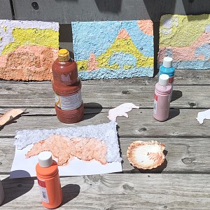 Atelier peinture en papier mâché pour les tout-petits_Entremont-le-Vieux Atelier peinture en papier mâché pour les tout-petits_Entremont-le-Vieux