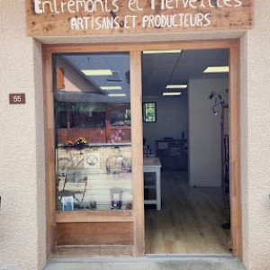 Boutique artisanale Entremonts et Merveilles_Entremont-le-Vieux Boutique artisanale Entremonts et Merveilles_Entremont-le-Vieux